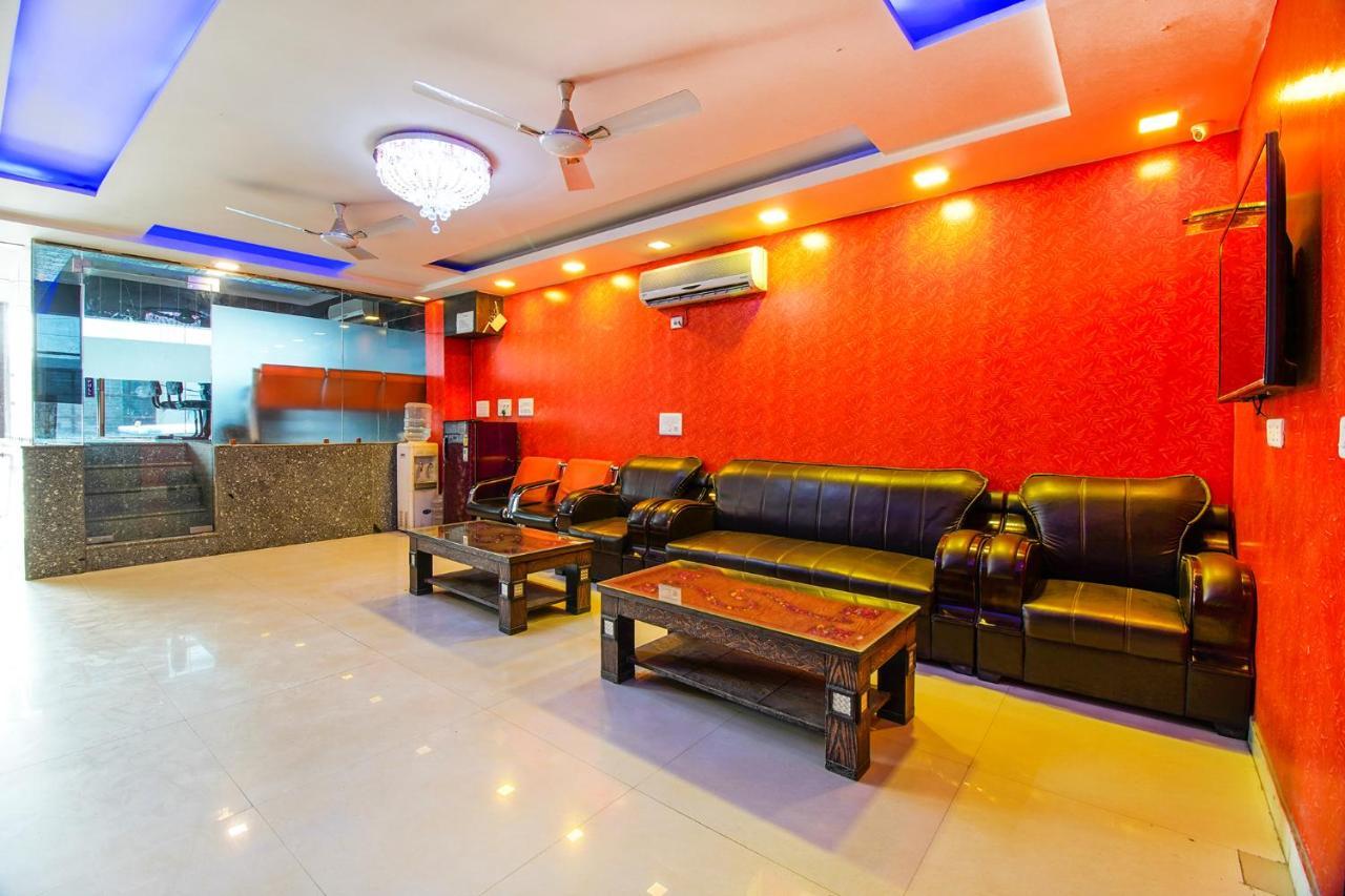 Fabexpress Tp Suite Near Igi Airport New Delhi Exteriör bild