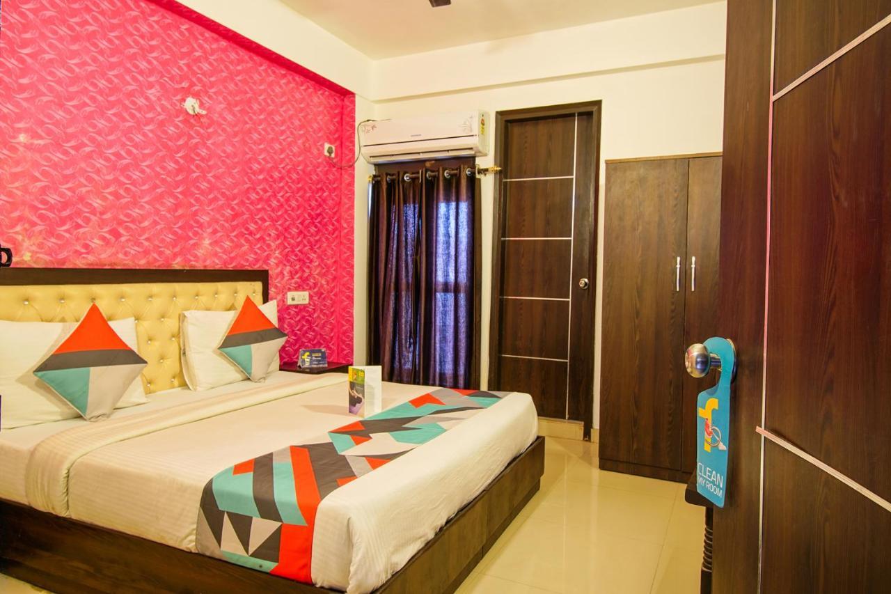 Fabexpress Tp Suite Near Igi Airport New Delhi Exteriör bild