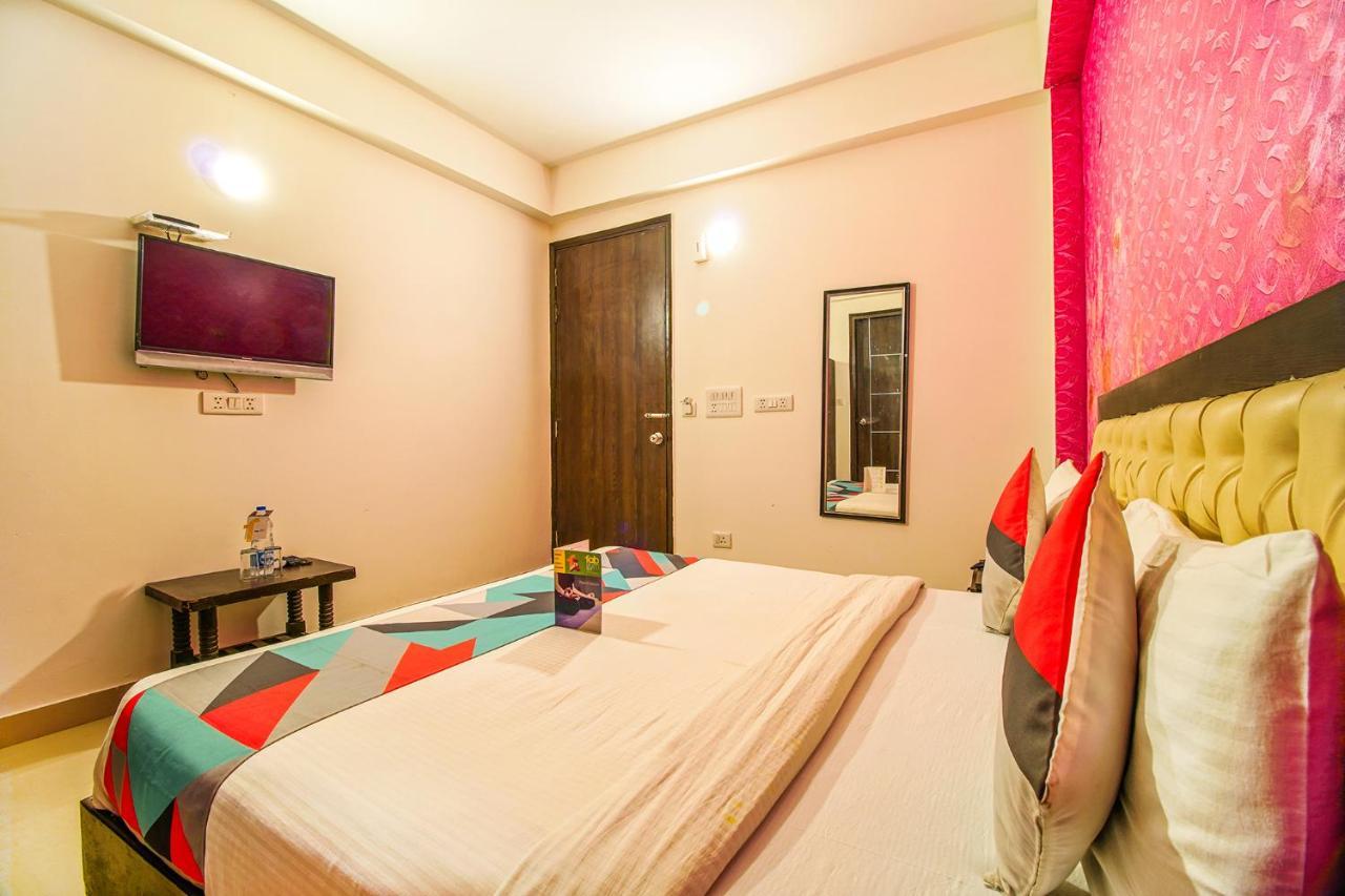Fabexpress Tp Suite Near Igi Airport New Delhi Exteriör bild
