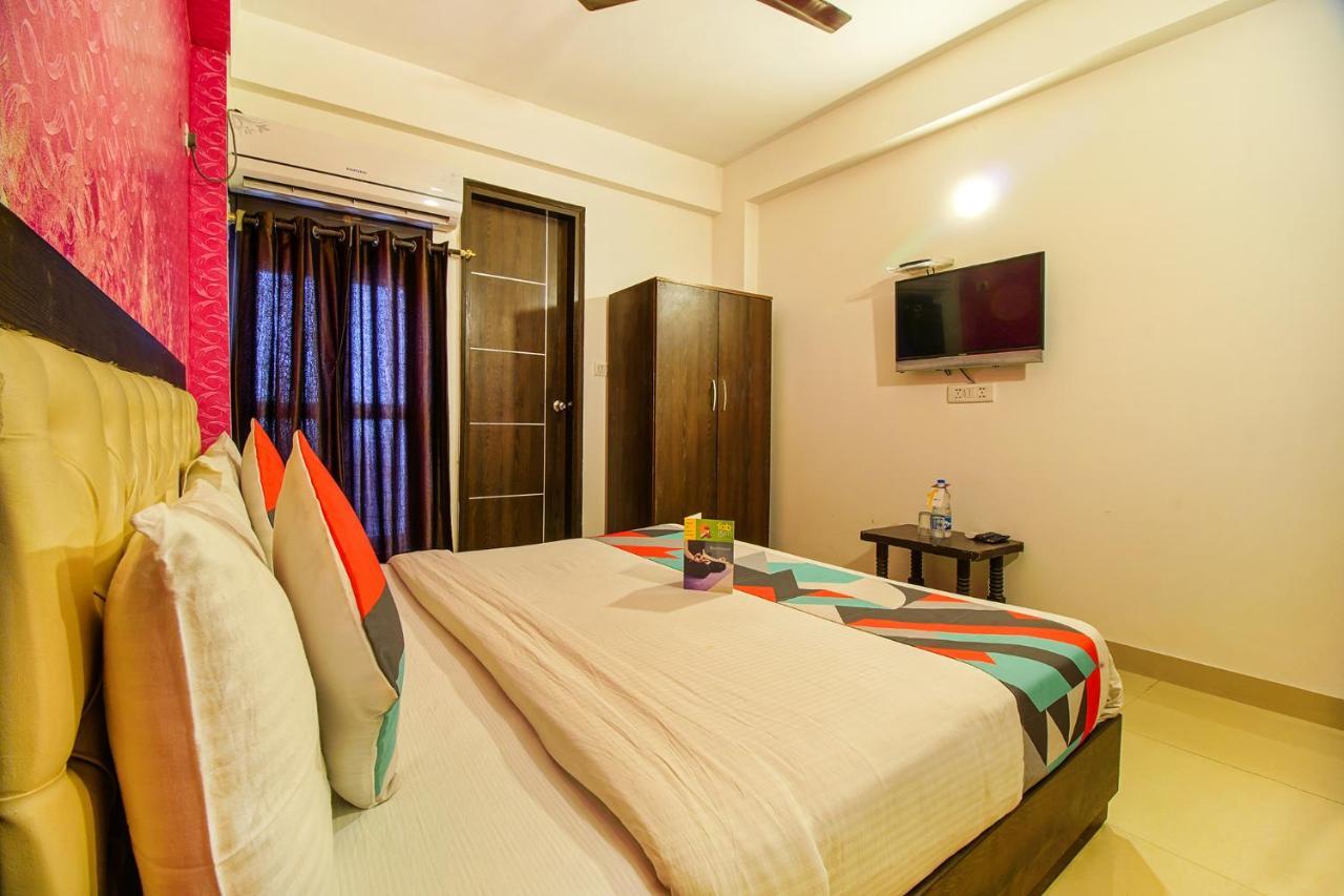 Fabexpress Tp Suite Near Igi Airport New Delhi Exteriör bild